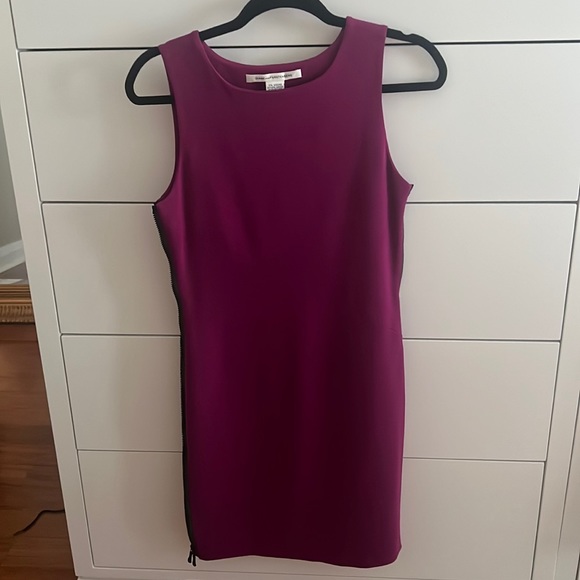 DVF Dress - Picture 2 of 5